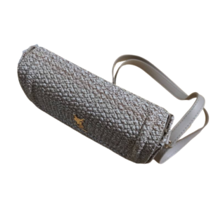 Pochette femme tressée élégante couleur claire avec bandoulière